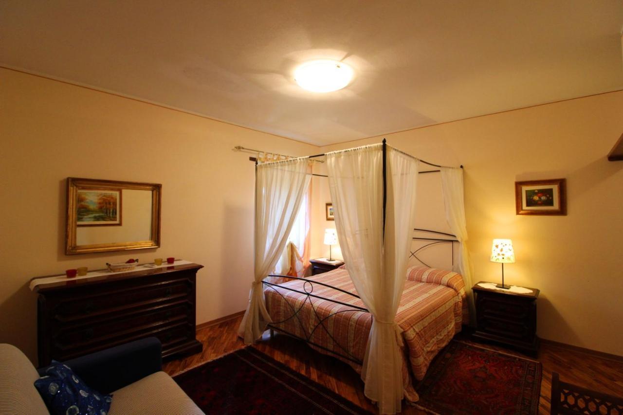 Casale Lorenzo Subbiano Esterno foto