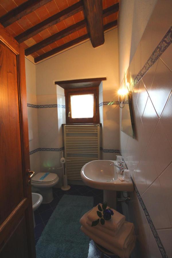 Casale Lorenzo Subbiano Esterno foto